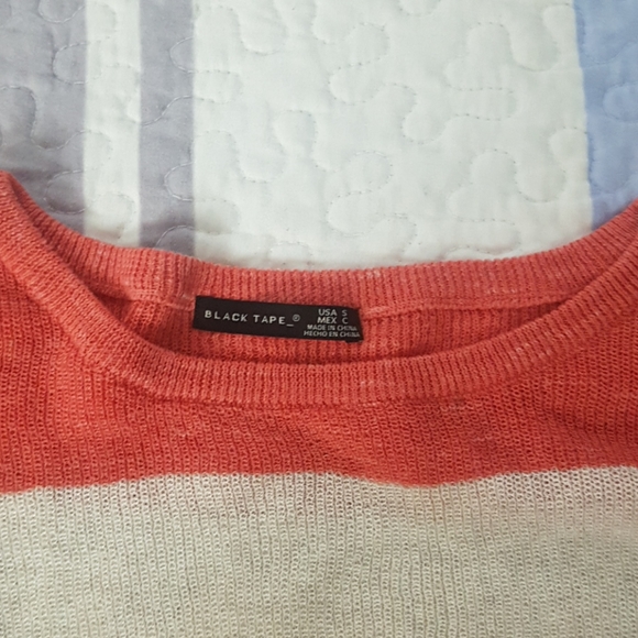 Black Tape sweater - Picture 2 of 4